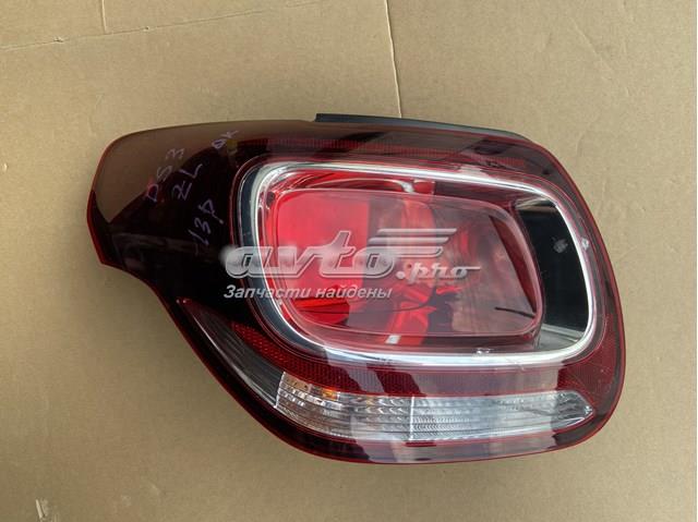 Купити 9808418480 Peugeot/Citroen Задня права фара