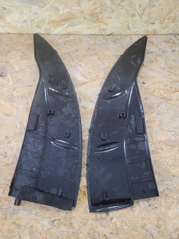 Купити 658363NA1A Nissan/Infiniti Накладка капоту