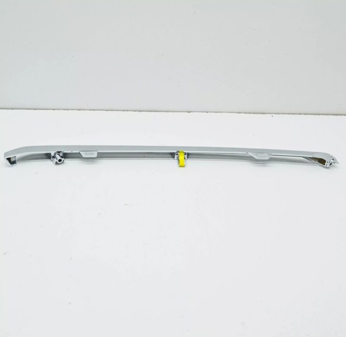 GBVG50121 Mazda Молдинг переднього бампера, правий