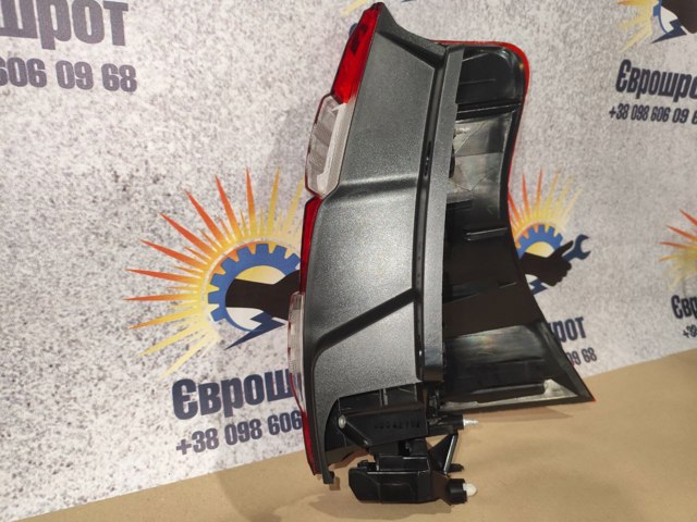 Ліхтар задній лівий Depo/Loro/Abakus 212191MLUE