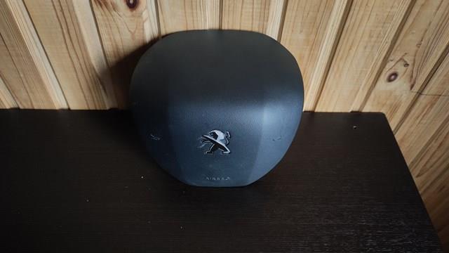 Подушка AIRBAG передня ліва Peugeot/Citroen 98072114ZD