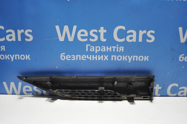 Молдинг переднього правого крила Land Rover LR078362 ціна, від 76.55 USD