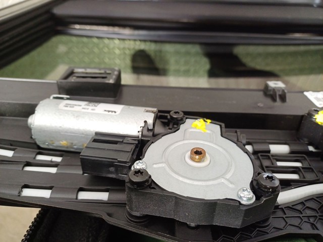 Панель люка 54109854518 BMW