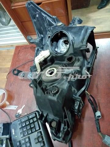 8114560E91 Toyota Фара правая