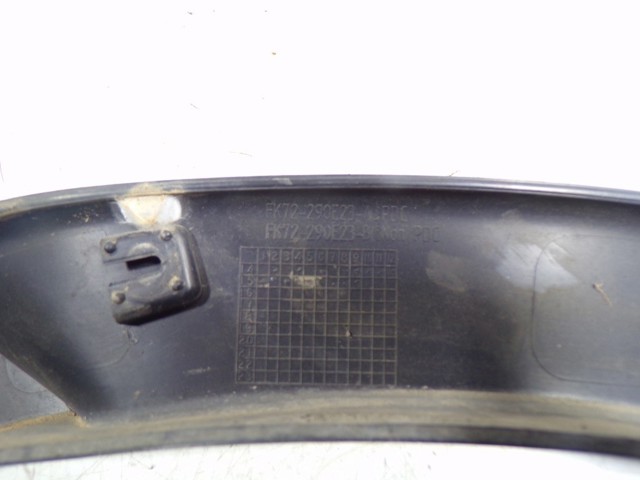 Купити LR076036 Land Rover Молдинг арки колеса заднього, лівий