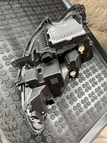 Купити LR128056 Land Rover 