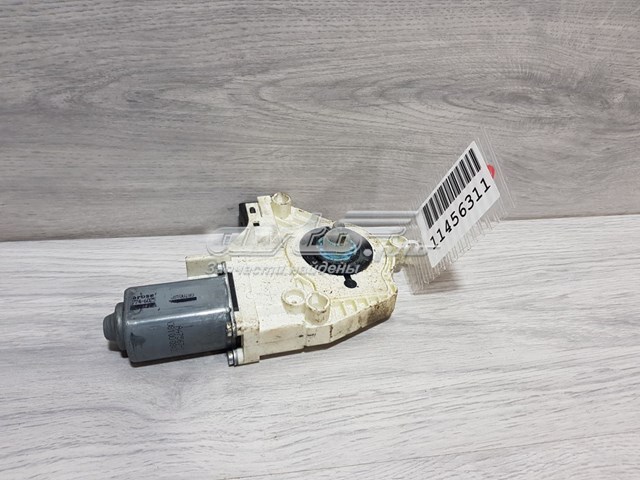 Двигун стеклопод'емника двері задньої, лівої AH2214B555AA Land Rover