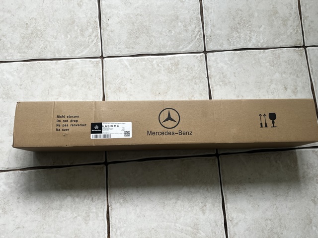 A2233304403 Mercedes 