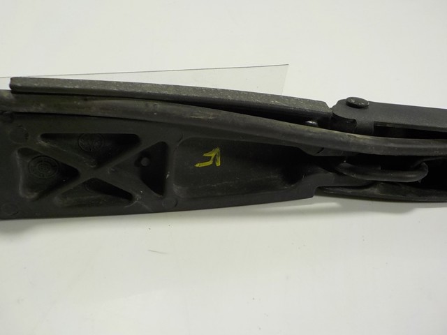 Ричаг склоочисника Peugeot/Citroen 9823610280 ціна, від 32.90 USD