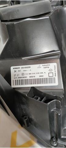 260105828R Renault (RVI) Фара правая