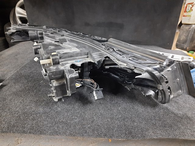  63117385563 BMW