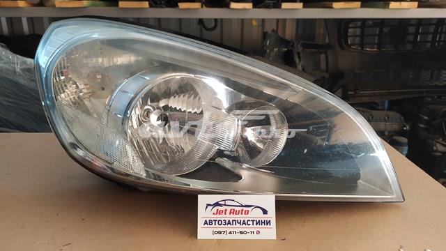 Купити 31299995 Volvo Права блок фара