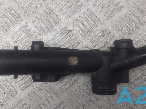 Купити BM5G8K556FA Volvo Фланець системи охолодження (трійник)