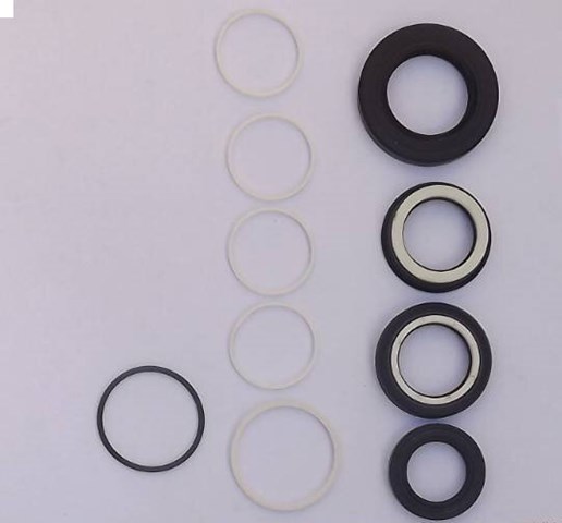Рульова рейка RE9010KIT Emmetec
