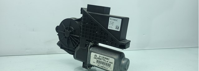 Двигун склопідіймача двері передньої, правої VAG 440774EP ціна, від 25.34 USD