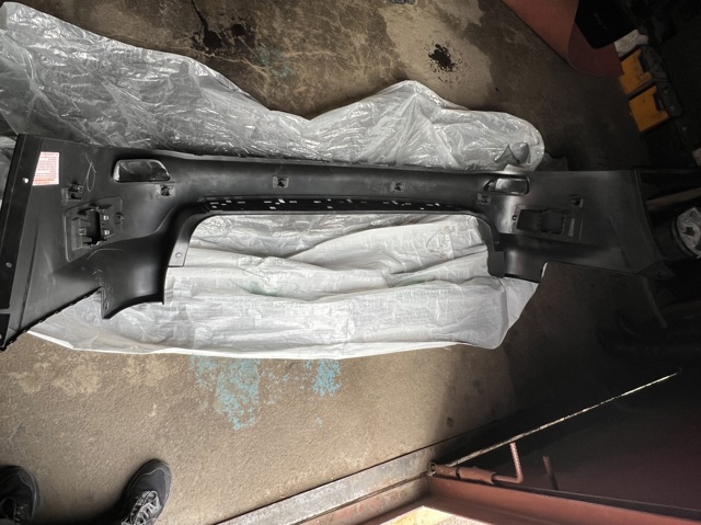 Кожух бампера заднього FPS FP3809952 ціна, від 134.32 USD