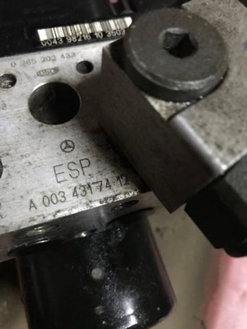 0265202433 Bosch Блок управління АБС (ABS)