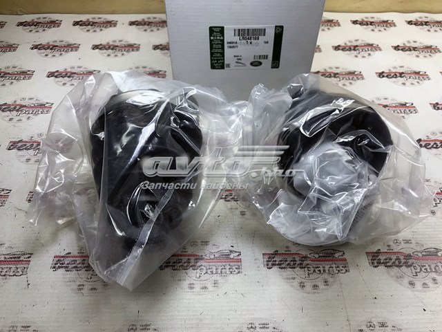 Купити LR048169 Land Rover Пильники ШРКШів передній піввісі, комплект