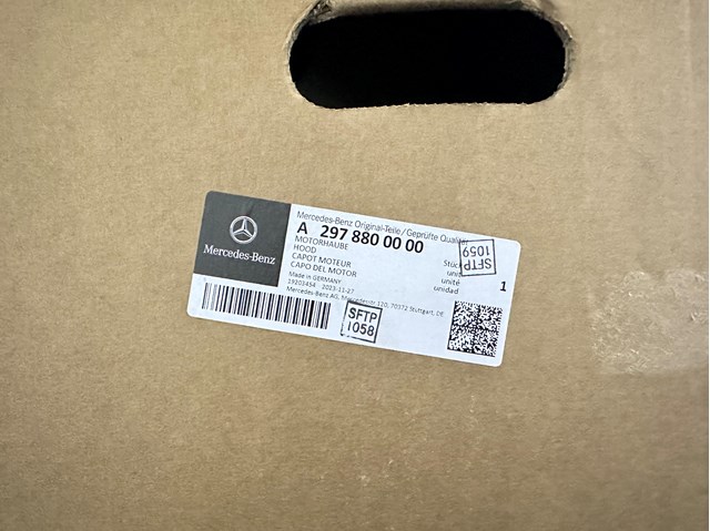 Купити A2978800000 Mercedes Капот