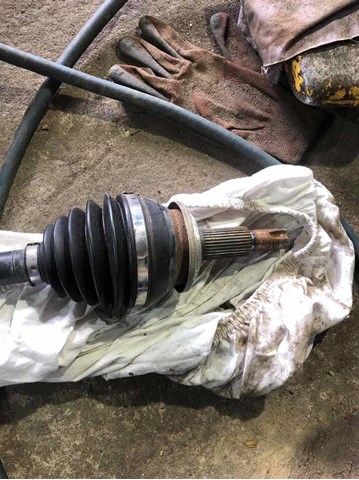  Піввісь права Toyota RAV4 5