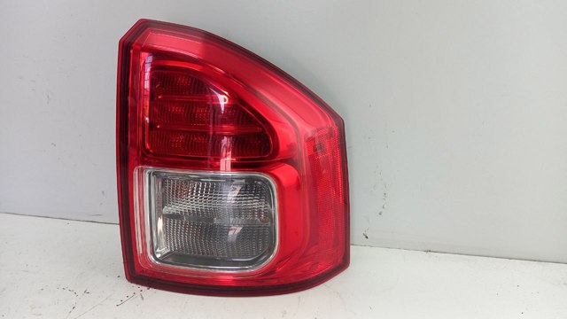 05182542AC Chrysler Ліхтар задній правий