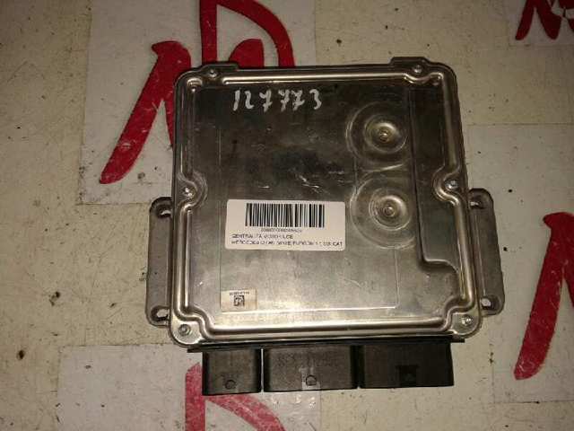 Електронний блок керування двигуном A0281019325 Mercedes
