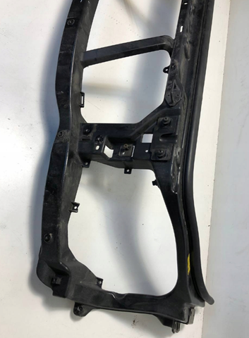 Кронштейн кріплення радіатора Land Rover LR043772