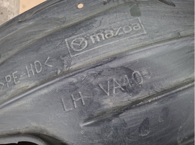 Підкрилок передній лівий VA4056140 Mazda