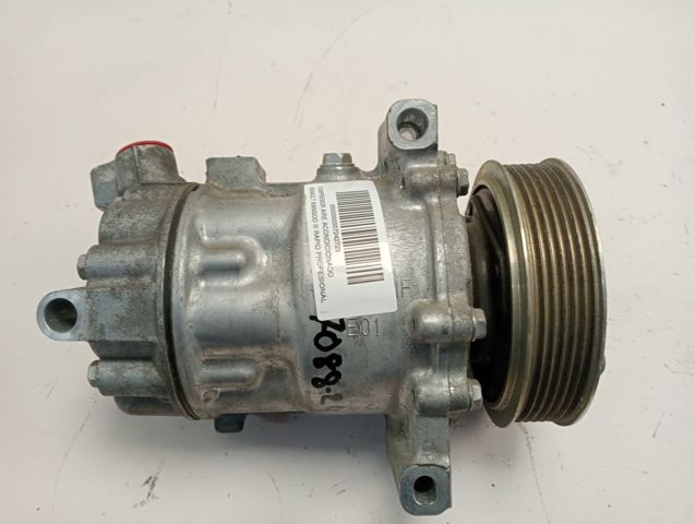 926002484R Renault (RVI) Компресор холодоагенту