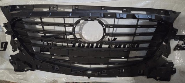 45C3051 Polcar Решітка радіатора