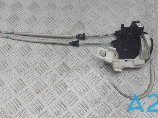 81420B2000 Hyundai/Kia Замок задніх дверей, правих