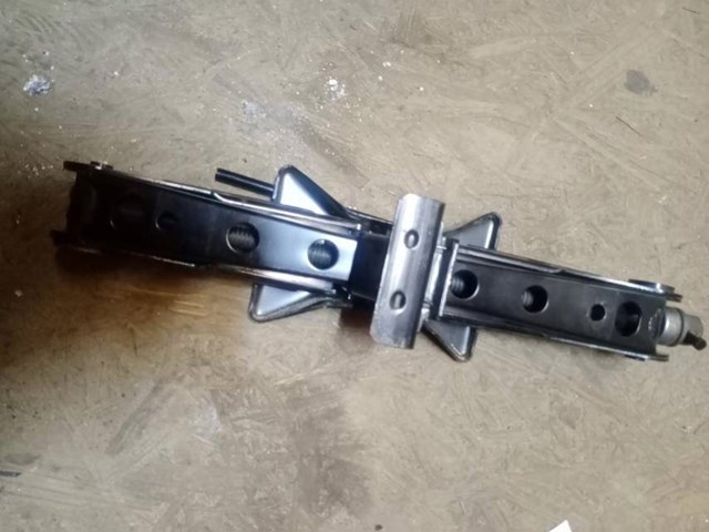  DS7C17080AA Ford