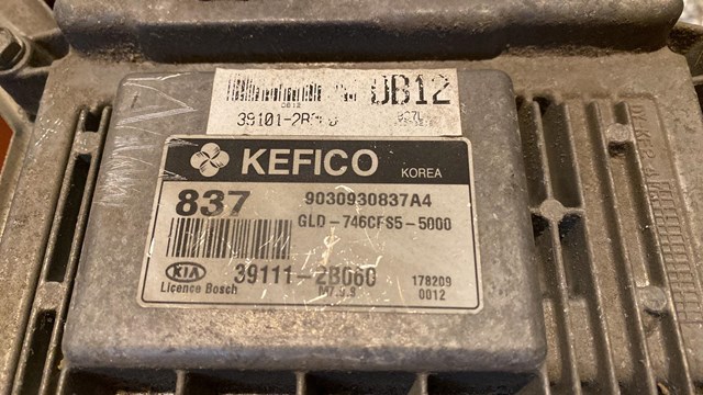 Електронний блок керування двигуном 391112B060 Hyundai/Kia