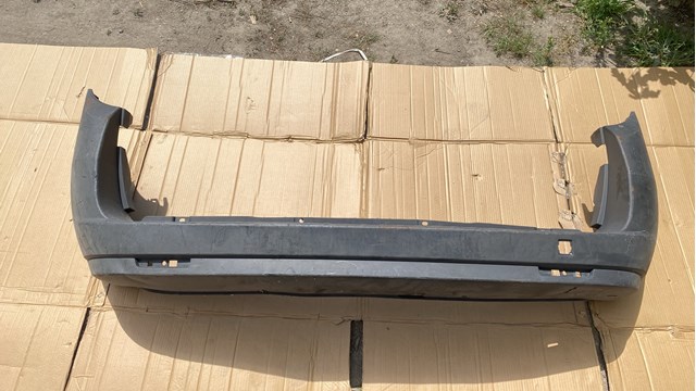 Кожух бампера заднього Fiat/Alfa/Lancia 735473499 ціна, від 50.62 USD
