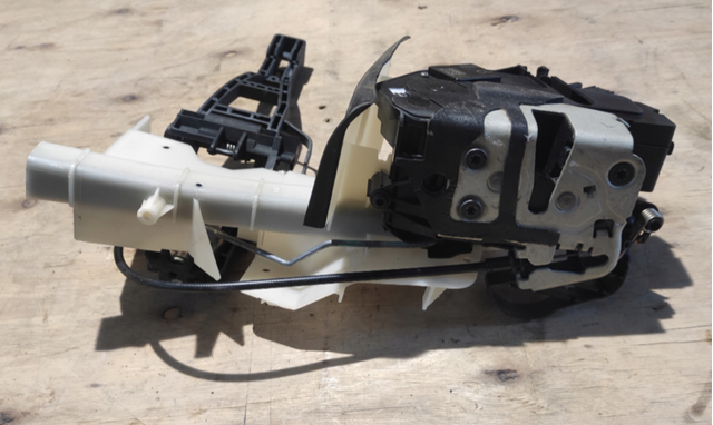 CM5AA21813GA Ford 