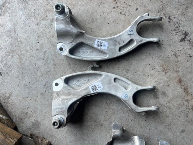  VAG 4M0413038N ціна, від 34.57 USD