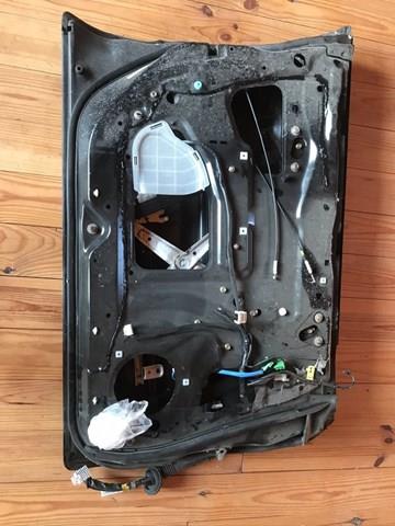 Купити 60009SA1309P Subaru Двері кабіни