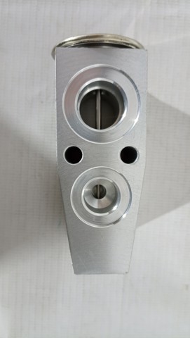 Клапан TRV, кондиціонера General Motors 52441252