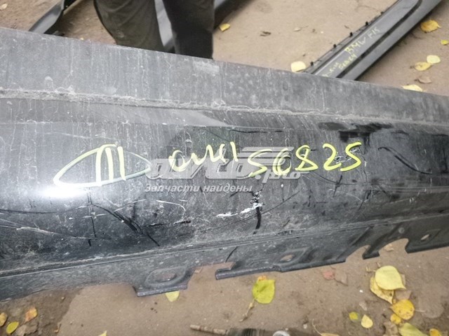 Накладка зовнішня (молдинг) порога, правий 51177308056 BMW