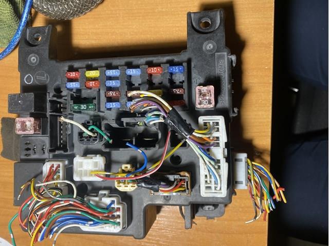 Коробка запобіжників Mitsubishi 8637A340 ціна, від 38.01 USD