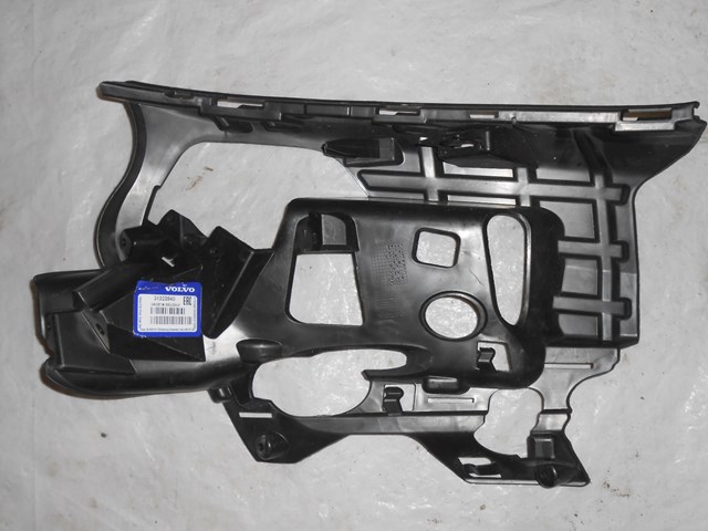 31323840 Volvo 