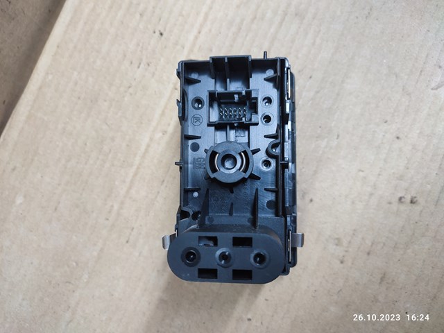  General Motors 13205868 ціна, від 22.15 USD