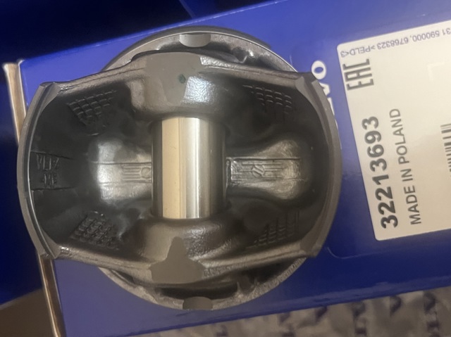 32213693 Volvo 