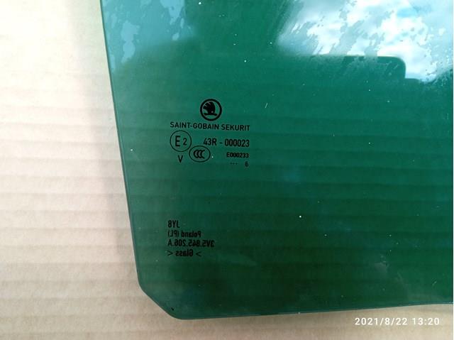 Скло заднє праве Sekurit GS6419D304X ціна, від 35.00 USD