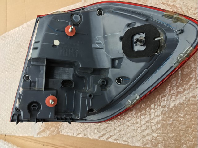 Купити A1669060502 Mercedes Ліхтар задній