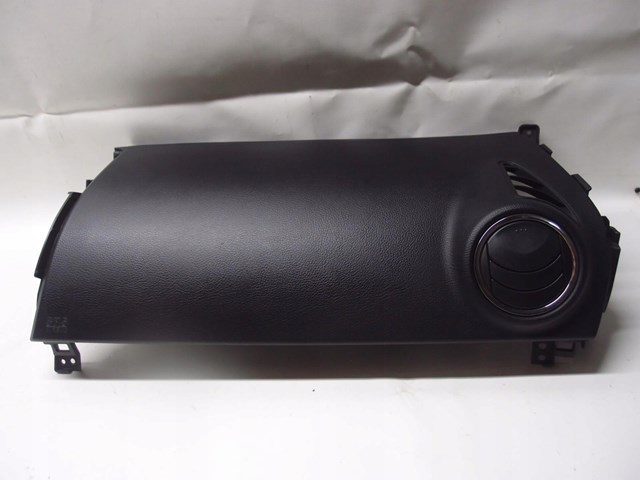 Купити EG2160350 Mazda 