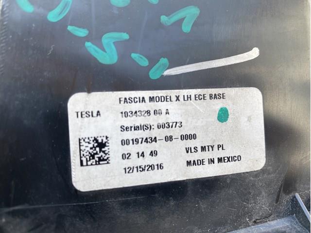 103432800A Tesla 
