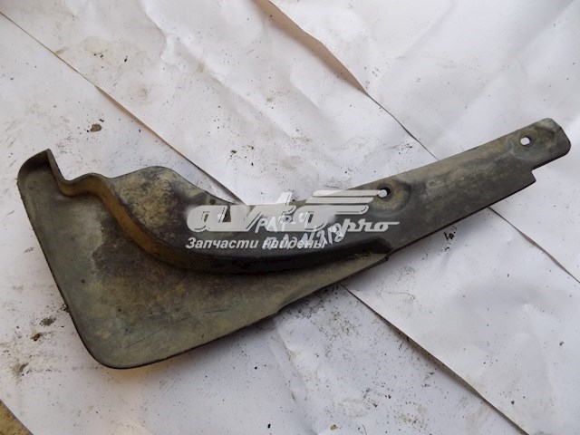 7662242090 Toyota Бризговики крила