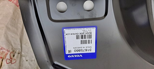 31675860 Volvo 