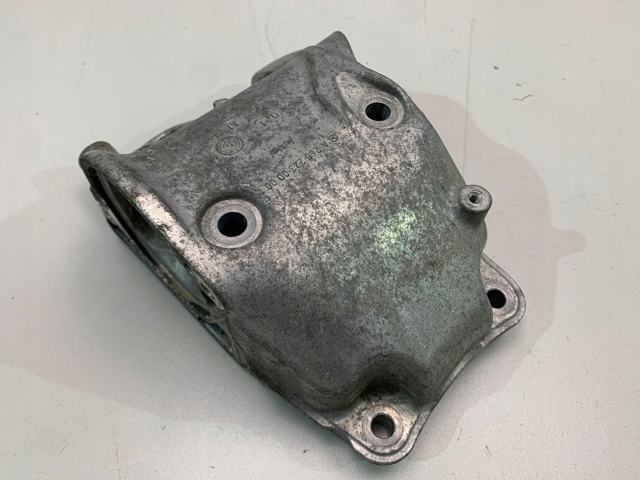  Mercedes A2602230000 ціна, від 150.76 USD